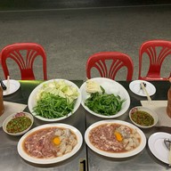 แคทส้มตำ จิ้มจุ่ม อาหารอีสาน