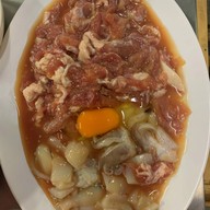 แคทส้มตำ จิ้มจุ่ม อาหารอีสาน