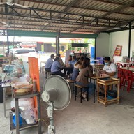 แคทส้มตำ จิ้มจุ่ม อาหารอีสาน