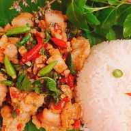 กะเพราหมีเบตง บางศรีเมือง