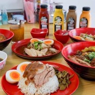 ขาหมูดำเนิน@โพธาราม