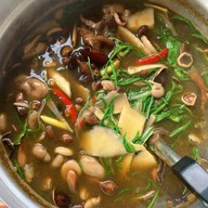 แคทส้มตำ จิ้มจุ่ม อาหารอีสาน