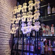 บรรยากาศ The Column Phuket