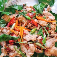 กะเพราหมีเบตง บางศรีเมือง