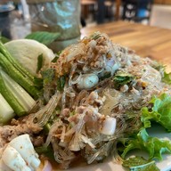 เป็นตาแซ่บ