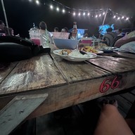 ซาอุ​ Seafood เกาะล้าน