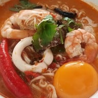 ต้มยำเส้น ริมน้ำจันทบูร