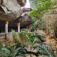 บรรยากาศ วัดถ้ำเหวสินธุ์ชัย