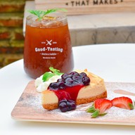 Black To Basic Cafe&bistro