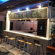 ร้านลำตะคองวิว คาเฟ่ ร้านอาหาร ลานกางเต็นท์ ใหญ่