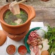 ข้าวไข่ข้นซอสสุกี้ ห่อหมกทะเลไข่ข้น ฟรีพริกน้ำปลา พริกน้ำปลาทำเองโคตรแซ่บ ข้าวเมนูอื่นก็มีนะคะ