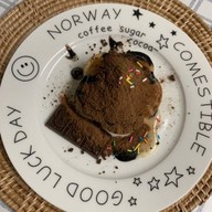 ไอติมทอด เจริญนคร