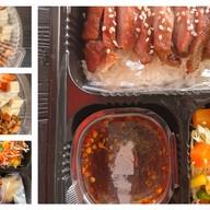 ยำทอดลูกชิ้น&ซีฟู้ด/ข้าวไข่เจียวบุฟเฟต์/น้ำส้มจ้า