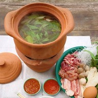 ข้าวไข่ข้นซอสสุกี้ ห่อหมกทะเลไข่ข้น ฟรีพริกน้ำปลา พริกน้ำปลาทำเองโคตรแซ่บ ข้าวเมนูอื่นก็มีนะคะ