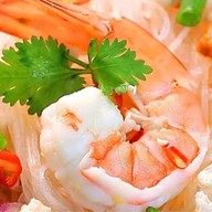 ร้านยำยำรสเด็ดเจ้าเก่า สีลมซอย 10