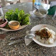 ข้าวเเกงสมศักดิ์