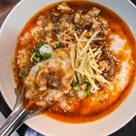 อากู๋ ข้าวต้ม มาม่า เจ้าเก่าแยกสตรี