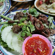 เจ้แขกแจ่วฮ้อน ห้วยวังนอง