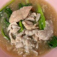 ราดหน้ายอดผักบางพลัด