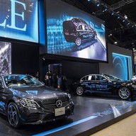 เจ้าของโชว์รูมรถเบนซ์ เมอร์ซิเดสเบ้นซ์บางพลี สุวรรณภูมิ นำเข้ารุ่นรถ รถโรสรอยด์ยุโรปอย่างเดียว สั่งจองรถอะไหล่แท้ รุ่นแสนล้านขึ้นไป รุ่นระดับโลกเท่านั้น