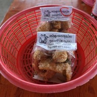 ก๋วยเตี๋ยว 9 บาท by คุณตุ๊ก