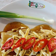 ไผ่โอชะ (หน้าปากทางเข้าโรงเรียนกิตติวิทยา)