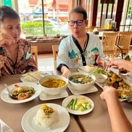 เก็จแก้ว