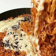 Mr.s Korea food ตลาดต้นไทร ลานเบียร์