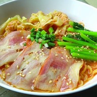 เมนูของร้าน เม้งบะหมี่เกี๊ยว มหาชัย (เจ้าเก่า 40 ปี) ซอยดับเพลิง @mengbhamee