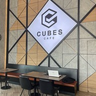 Cubes Cafe'
