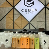 Cubes Cafe'