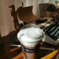 กาแฟตึกแดง