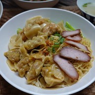เมนูของร้าน เม้งบะหมี่เกี๊ยว มหาชัย (เจ้าเก่า 40 ปี) ซอยดับเพลิง @mengbhamee