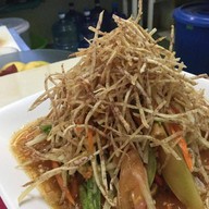 ส้มตำภูเขาหญ้า ร้านดังเมืองระนอง สาขาสัตหีบ สาขา แรก จังหวัดระนอง