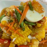 ส้มตำภูเขาหญ้า ร้านดังเมืองระนอง สาขาสัตหีบ สาขา แรก จังหวัดระนอง