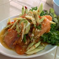 ส้มตำภูเขาหญ้า ร้านดังเมืองระนอง สาขาสัตหีบ สาขา แรก จังหวัดระนอง