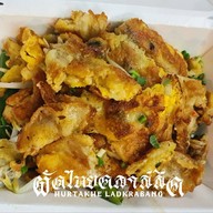 ผัดไทยคลาสสิค ลาดกระบัง