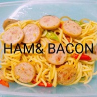 แฮม แอนด์ เบคอน กำนันแม้น