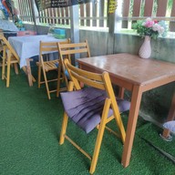 บรรยากาศ พรรัตน์ ข้าวผัดปู เมืองชัยนาท