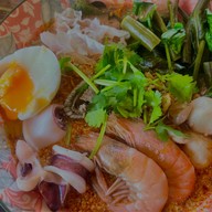 ก๋วยเตี๋ยวต้มยำ (หน้าโรงเรียนพาณิชยการทุ่งสง)