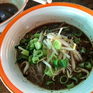 เมนูของร้าน ก๋วยเตี๋ยวเรือหมูน้ำตก (บางแวก)