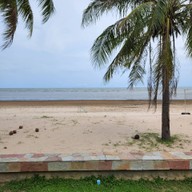 กุยบุรี โฮเต็ล แอนด์ รีสอร์ท