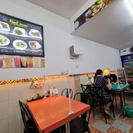 กวง ราดหน้ายอดผัก