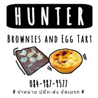 Hunter Brownie and Egg tart