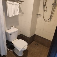 กุยบุรี โฮเต็ล แอนด์ รีสอร์ท