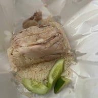 เมนูของร้าน ข้าวมันไก่ ตี๋น้อยไก่ตอน
