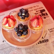 Lazy Cafe By Hammily Minnie