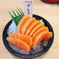 MIYAGI โรบินสัน กาญจนบุรี โรบินสัน กาญจนบุรี