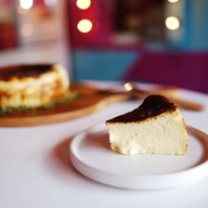 Lazy Cafe By Hammily Minnie