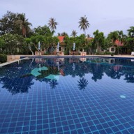 กุยบุรี โฮเต็ล แอนด์ รีสอร์ท